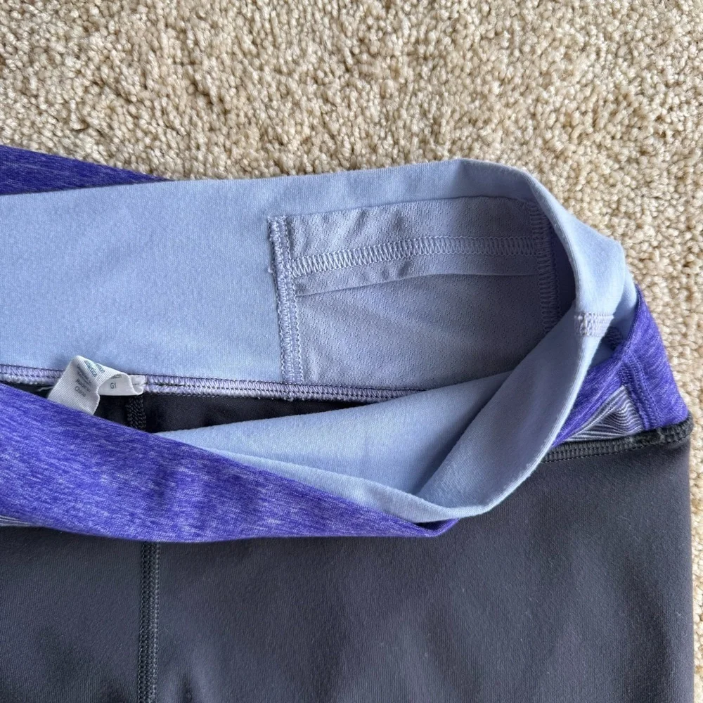 Lululemon Crop Leggings Size 4 Black Purple High Rise Yoga Gym Athleisure